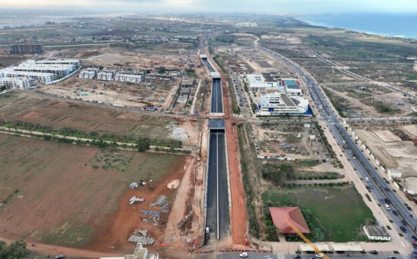 تنمية البنية التحتية  والتنقل بين عمالة الدار البيضاء وإقليم النواصر