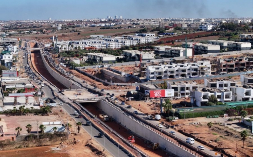 تنمية البنية التحتية  والتنقل بين عمالة الدار البيضاء وإقليم النواصر