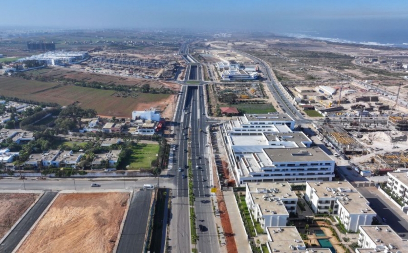 تنمية البنية التحتية  والتنقل بين عمالة الدار البيضاء وإقليم النواصر