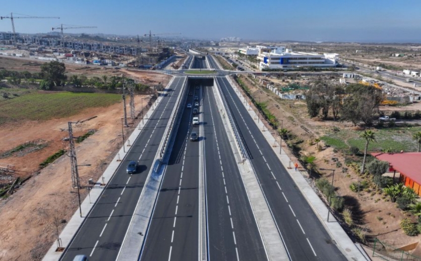 تنمية البنية التحتية  والتنقل بين عمالة الدار البيضاء وإقليم النواصر