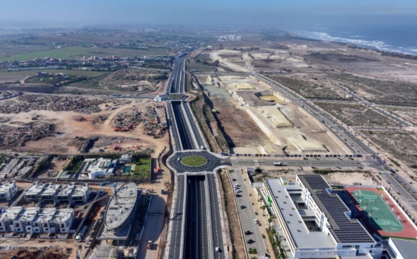 تنمية البنية التحتية  والتنقل بين عمالة الدار البيضاء وإقليم النواصر