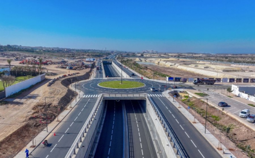 تنمية البنية التحتية  والتنقل بين عمالة الدار البيضاء وإقليم النواصر